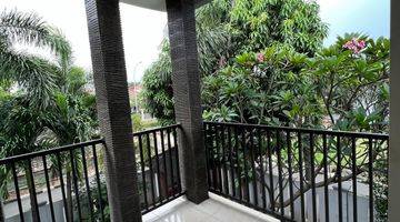 Gambar 5 Rumah Private Pool Di Metland Menteng