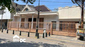 Gambar 4 Rumah Pinggir Jalan Cocok Untuk Cafe Kota Lama Semarang