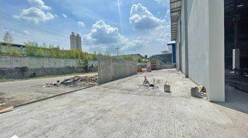 Gambar 3 Gudang Baru Ada Loading Dock In And Out Kic Gatsu Ngaliyan