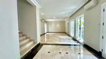 Gambar 5 Rumah Mewah Pondok Indah. 4 Kamar, Ada Kolam, Exclusive, Private