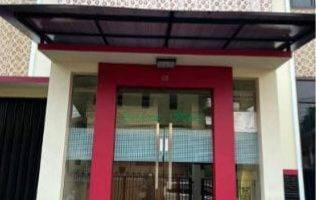 Gambar 1 Rumah Kost nyaman 3 lantai, SHM, Bagus