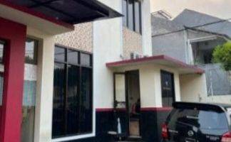 Gambar 2 Rumah Kost nyaman 3 lantai, SHM, Bagus