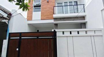 Gambar 1 Rumah baru dan nyaman di Villa Bintaro Indah 2 Lantai SHM