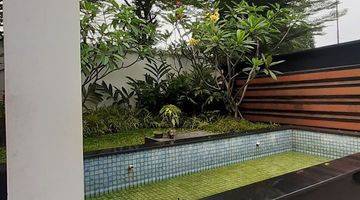 Gambar 4 Rumah 2 Lantai Baru Mewah Luxury Swimming Pool di Pondok Indah