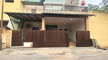 Gambar 1 Rumah 2 Lantai Semi Furnished Dlm Perumahan  Di Jatiasih