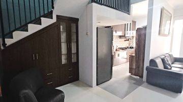 Gambar 4 Rumah 2 Lantai Semi Furnished Dlm Perumahan  Di Jatiasih