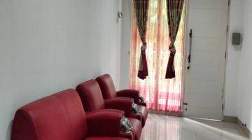 Gambar 2  Rumah Semi Furnished Bagus 2 Lantai Siap Huni