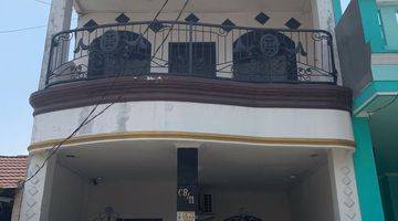 Gambar 1 Rumah Bagus 3 Lantai Lengkap Dg Balkon Rooftop,siap Masuk