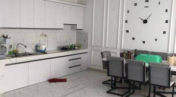 Gambar 2 Rumah Bagus Full Furnished Cluster Arana Harapan Indah Bekasi