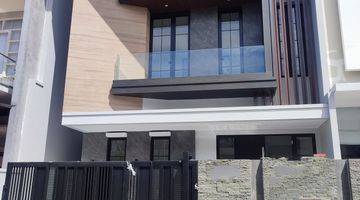 Gambar 1 Rumah Baru Di Pakuwon City Lebar 9 Meter Mewah Modern Minimalis 2Lt Cluster Favorit