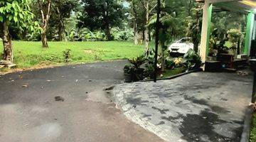 Gambar 1 Rumah Hook Dangan Taman Luas & Asri, 1,9 M (nego)