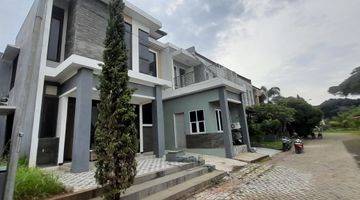 Gambar 5 Rumah Modern 2 Lantai Di Pusat Kota Cibinong