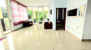 Gambar 4 Rumah Mewah Hook, 2 Lantai Murah Siap Huni. Full Furnish