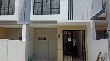 Gambar 1 Rumah Regency One Babatan Dijual 