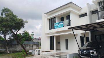 Gambar 5 Rumah 2 Lantai sudah renovasi rapi  jual cepat SHM Graha Raya Tangerang SHM