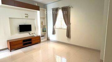 Gambar 4 Rumah Impian Di Mahogany Grove 7036     