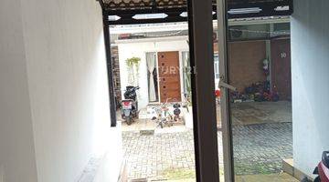 Gambar 4 Rumah 2 Lantai One Gate System Di Tyara Residence Jatiasih S8285