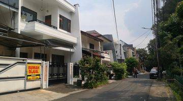 Gambar 5 P Fl Disewakan Rumah 4+2 Kamar di Tanjung Duren Ready Mid Des