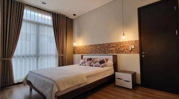 Gambar 1 Rumah Mewah, Bgnan Baru, Furnished, Lgsg Huni di Navapark, Bsd