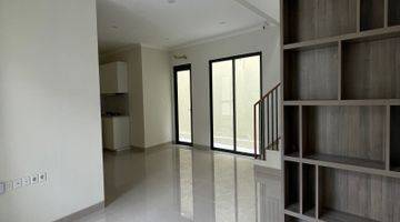 Gambar 4 Rumah Paling Murah Di Carson Gading Serpong Brand New 