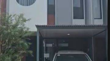 Gambar 5 Rumah Di Bsd City Freja House