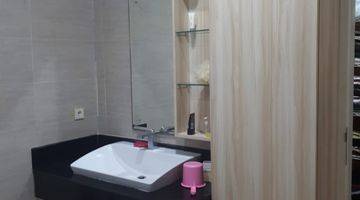 Gambar 2 Disewakan Rumah Golf Residence 3 Lantai Furnished Pool