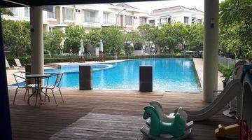 Gambar 1 Disewakan Rumah Golf Residence 3 Lantai Furnished Pool