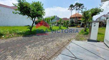 Gambar 2 Rumah Di Cluster Telaga Golf Araya, Kamar Tidur Banyak, Semi Furnished. 