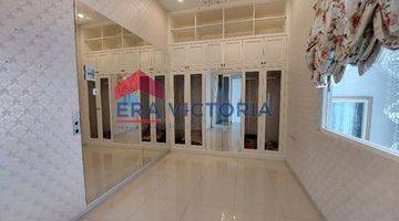 Gambar 5 Rumah Di Cluster Telaga Golf Araya, Kamar Tidur Banyak, Semi Furnished. 