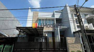 Gambar 1 Rumah Full Furnished di Kelapa Hibrida Kelapa Gading Jakarta Utara 