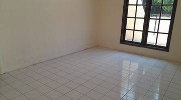 Gambar 3 Dijual Rumah 1 lantai (hook), jl. Salvia, Sektor 1.2, BSD