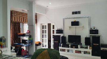 Gambar 2 Dijual Rumah Bagus Di Pantai Mutiara, Jakarta Utara SHM Hadap Selatan Semi Furnished 2 Lantai