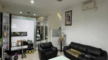 Gambar 1 Dijual Cepat Rumah Hadap Utara 2,5 Lt Daerah PIK Semi Furnish 