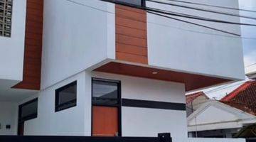 Gambar 1 Rumah Minimalis Modern Siap Huni Dalam Kompleks Margahayu Bandung 