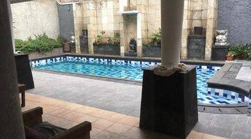 Gambar 1 Disewakan Rumah Kemang Furnished Bagus Kolam Renang