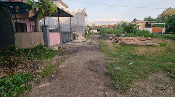 Gambar 2 Tanah 556m2 Taman Giri gg.villa Jepang DiJUAL