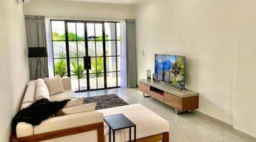 Gambar 1 Contemporary Modern White House at Premium Location in Kerobokan For SALE  