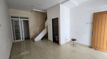 Gambar 1 Dijual Rumah Di Park Residence Taman Surya