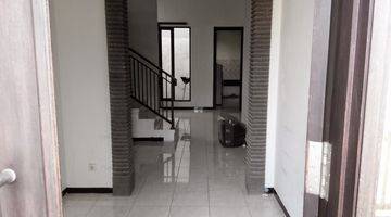 Gambar 3 Jual Rumah Bagus SHM di Semampir