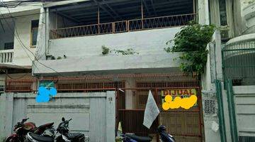 Gambar 3 Jual Cepat Rumah Komplek Jembatan Dua 2,5 Lantai Butuh Renovasi