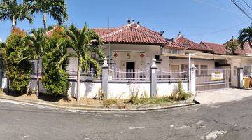 Gambar 2 Rumah 2 Lantai Bagus Unfurnished di Jalan Taman Bali , Badung