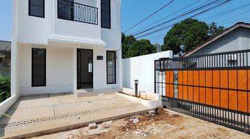 Gambar 2 Dijual Rumah Mewah Design Classic Modern