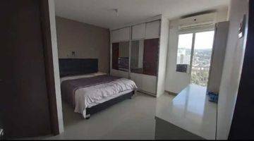 Gambar 1 Apartemen Galeri Ciumbuleuit 2 dengan Pemandangan Kota