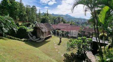 Gambar 5 Rumah Cantik 2 Lantai di Bukit Pakar Timur, Bandung, Unfurnished