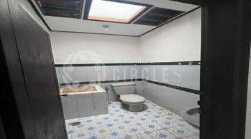 Gambar 2 Rumah di Tubagus Ismail, Bandung Unfurnished 