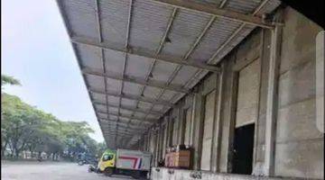 Gambar 5 Gudang Loading Dock di Cakung Jakarta  Timur Luas 3456 m2 