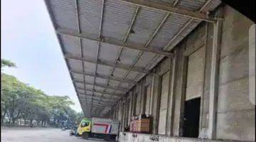 Gambar 2 Gudang Loading Dock di Cakung Jakarta Timur Harga Include IPL