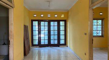 Gambar 1 Wts Atau Dijual Cepat Rumah Hoek Villa Dago, Pamulang, Tangerang Selatan. 