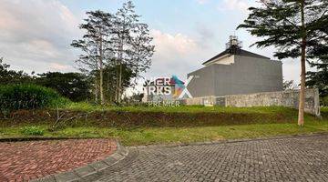 Gambar 2 Dijual Tanah Kavling Bagian Depan Di Cluster Hill Araya