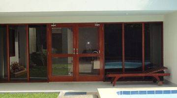 Gambar 2 House For Rent At Kemang, Big Garden, Big Swimming Pool